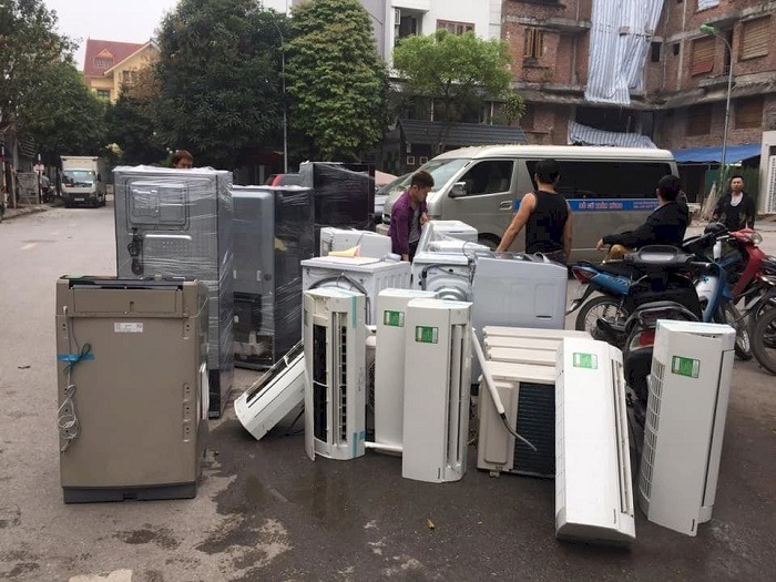 Thu Mua Máy Lạnh Cũ   Giá Cao, Uy Tín, Tận Nơi